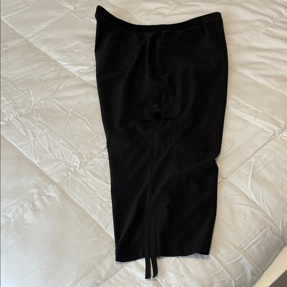 Chico's Black Capris Pants - Picture 3 of 4